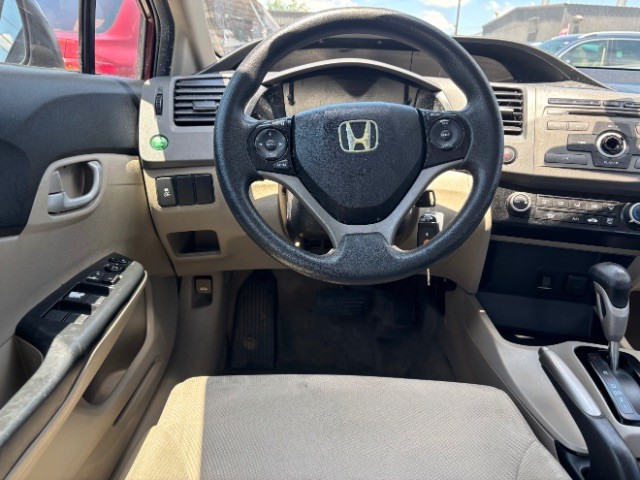 Honda Civic Sedan Vehicle Full-screen Gallery Image 08