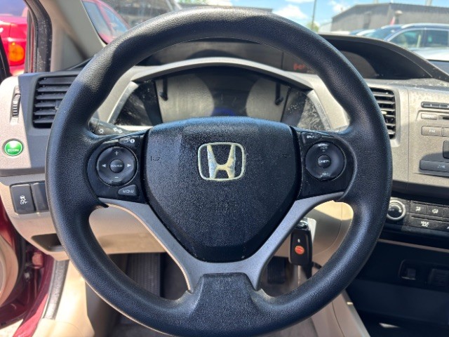 Honda Civic Sedan Vehicle Full-screen Gallery Image 10