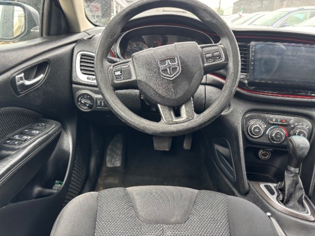 Dodge Dart Vehicle Full-screen Gallery Image 08