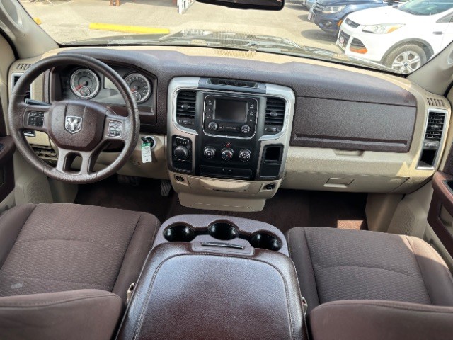 Ram 1500 Vehicle Full-screen Gallery Image 07