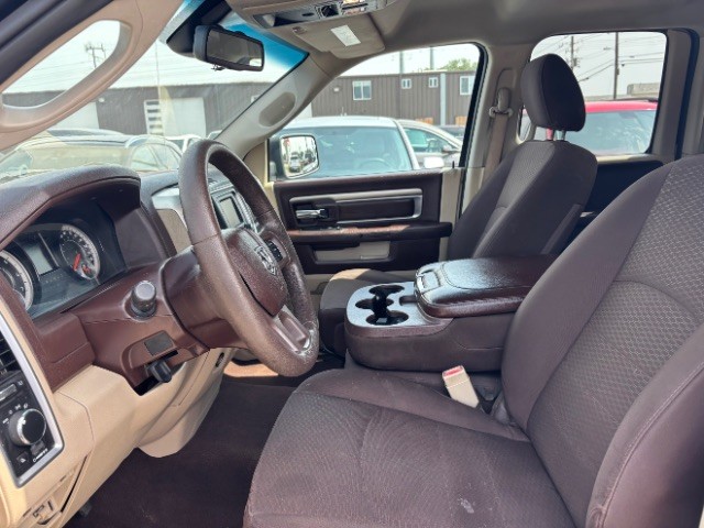 Ram 1500 Vehicle Full-screen Gallery Image 10