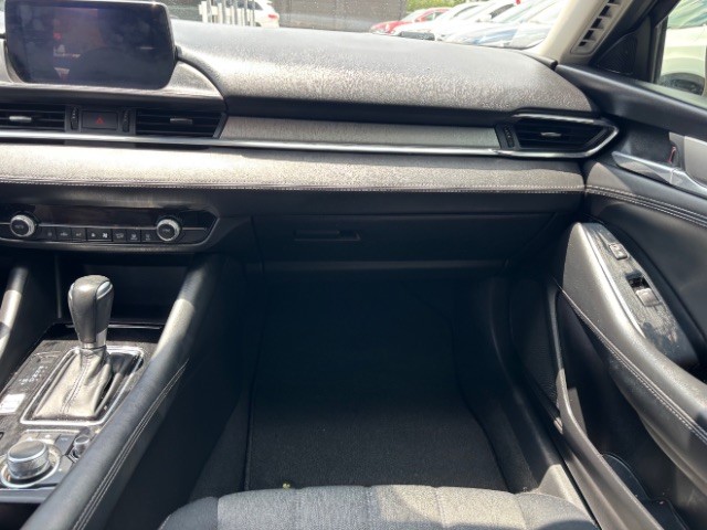 Mazda Mazda6 Vehicle Full-screen Gallery Image 09