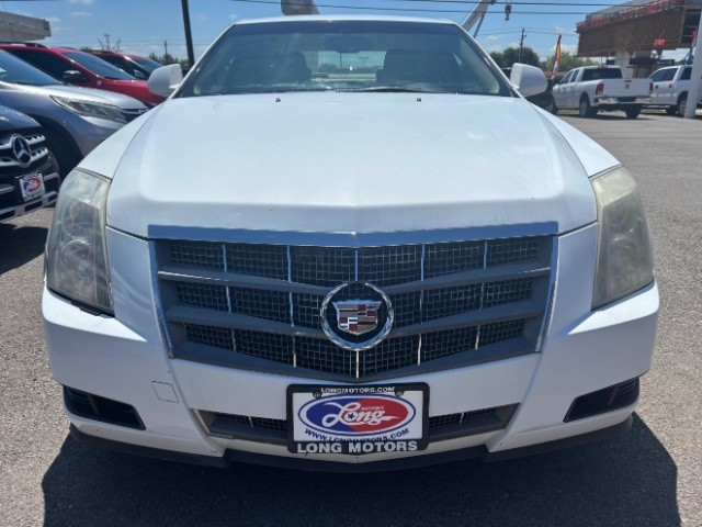 Cadillac CTS Vehicle Full-screen Gallery Image 02
