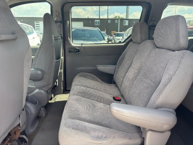 Ford Windstar Wagon Vehicle Full-screen Gallery Image 05
