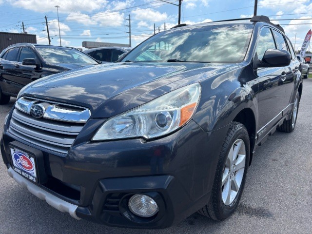 Subaru Outback Vehicle Full-screen Gallery Image 03