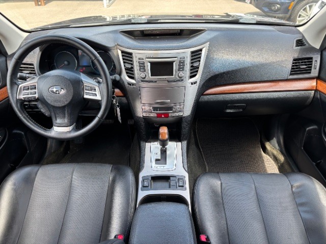 Subaru Outback Vehicle Full-screen Gallery Image 07