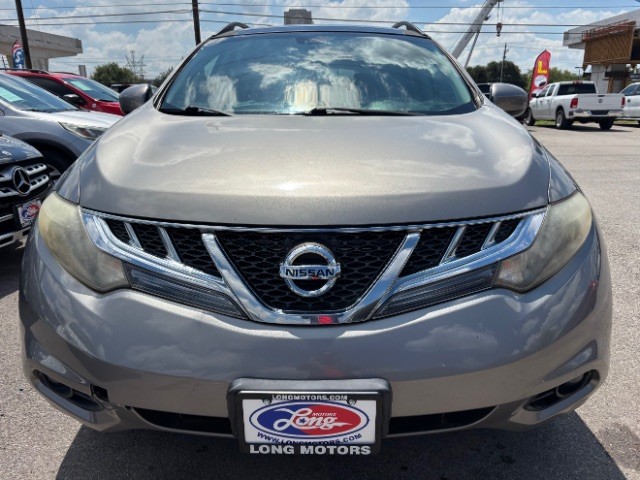 Nissan Murano Vehicle Full-screen Gallery Image 02