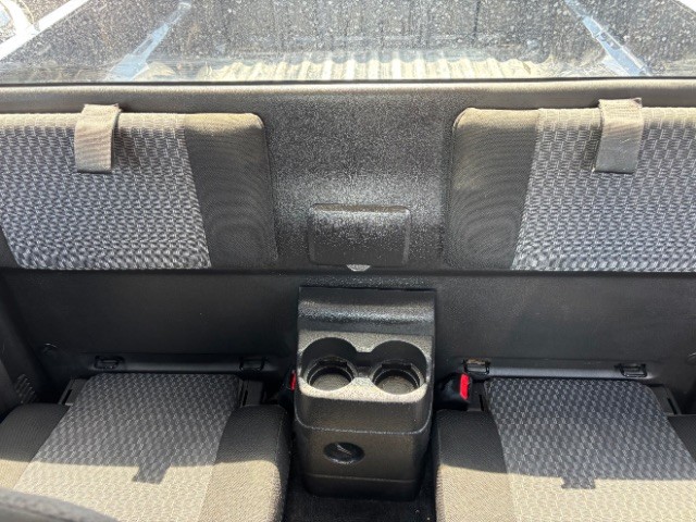 Chevrolet Colorado Vehicle Full-screen Gallery Image 07