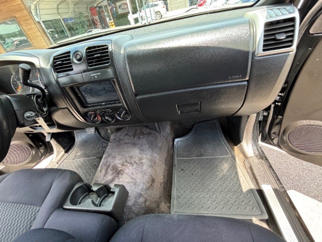 Chevrolet Colorado Vehicle Full-screen Gallery Image 09