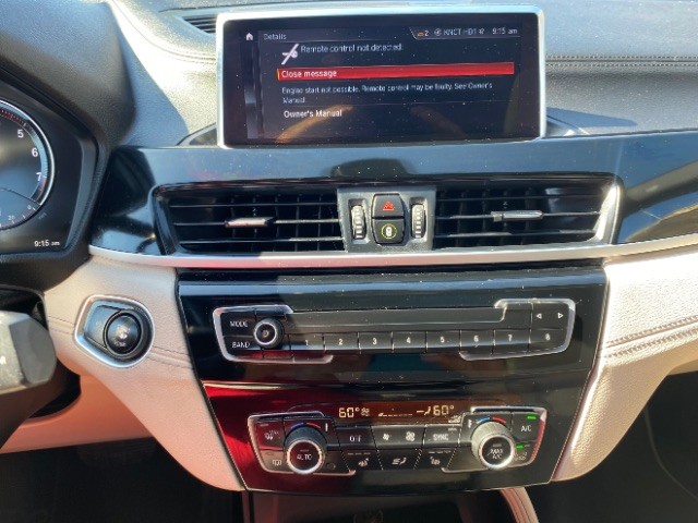 BMW X1 Vehicle Full-screen Gallery Image 13