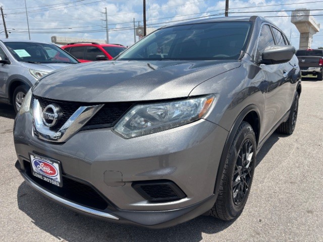 Nissan Rogue Vehicle Full-screen Gallery Image 03