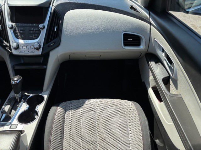 Chevrolet Equinox Vehicle Full-screen Gallery Image 09