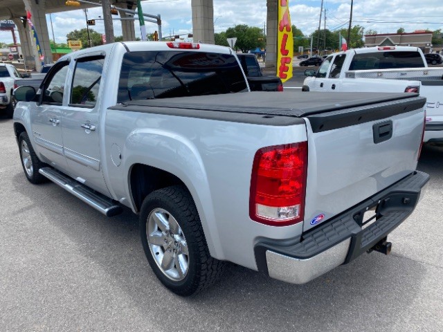 GMC Sierra 1500 Vehicle Full-screen Gallery Image 05