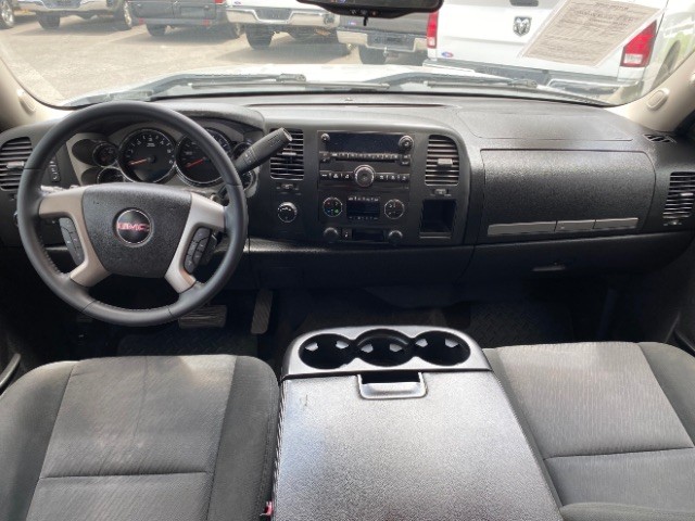 GMC Sierra 1500 Vehicle Full-screen Gallery Image 06