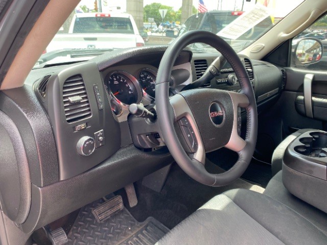 GMC Sierra 1500 Vehicle Full-screen Gallery Image 09