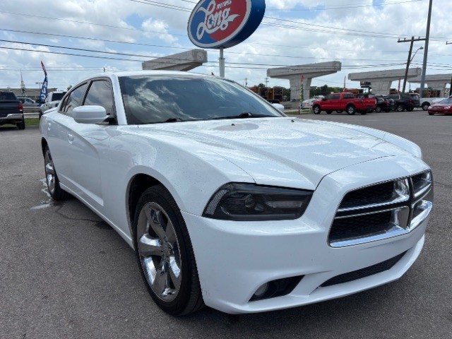 2014 Dodge Charger SXT's photo