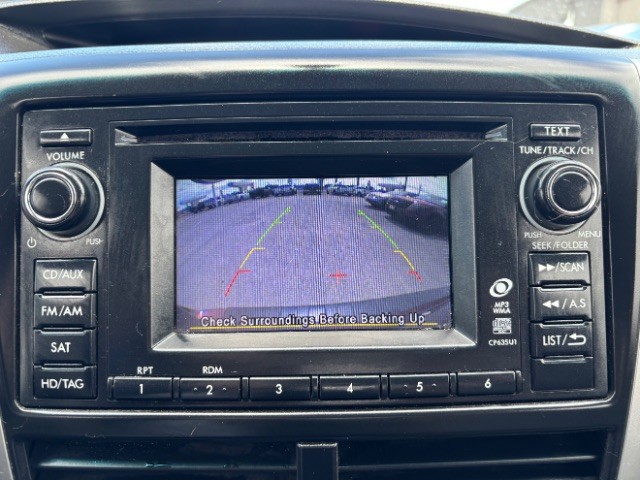 Subaru Forester Vehicle Full-screen Gallery Image 12