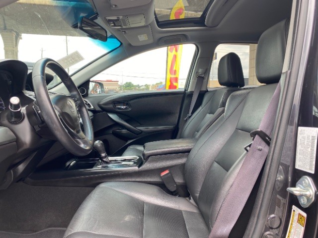 Acura RDX Vehicle Full-screen Gallery Image 08