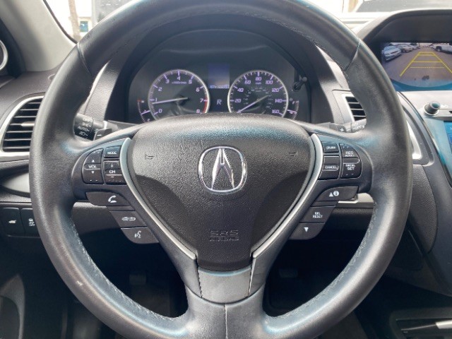 Acura RDX Vehicle Full-screen Gallery Image 15