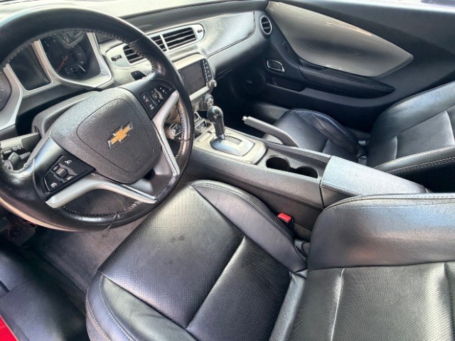 Chevrolet Camaro Vehicle Full-screen Gallery Image 09