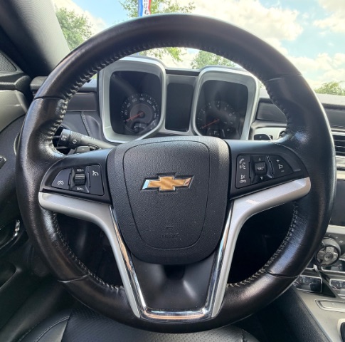 Chevrolet Camaro Vehicle Full-screen Gallery Image 13