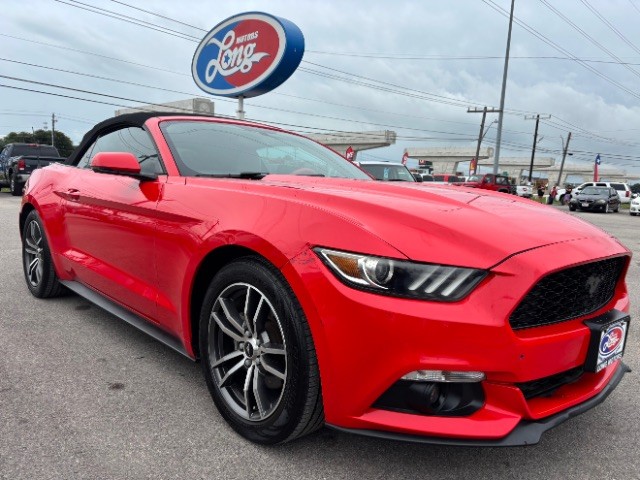 2017 Ford Mustang EcoBoost Convertible Premium's photo