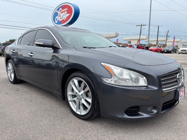 2010 Nissan Maxima 3.5 SV's photo