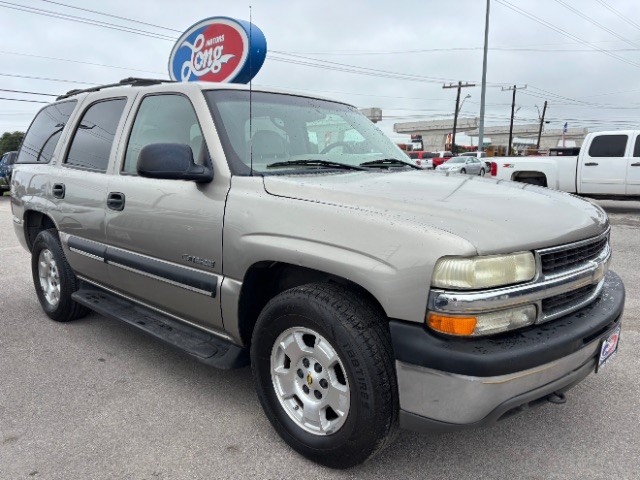 2002 Chevrolet Tahoe 2-Wheel Drive LS's photo