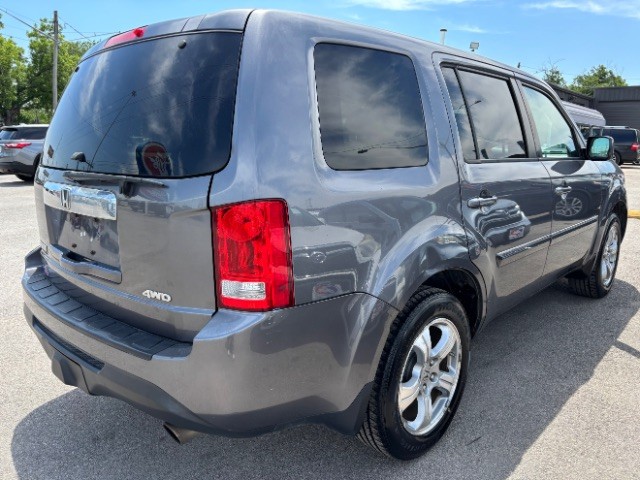 Honda Pilot Vehicle Full-screen Gallery Image 05