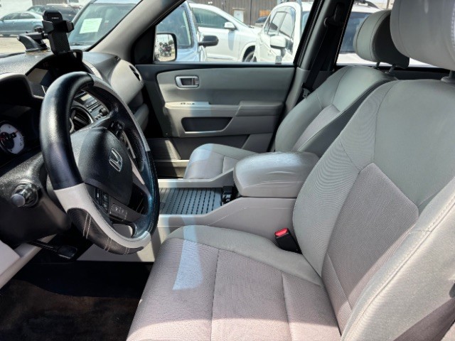Honda Pilot Vehicle Full-screen Gallery Image 10