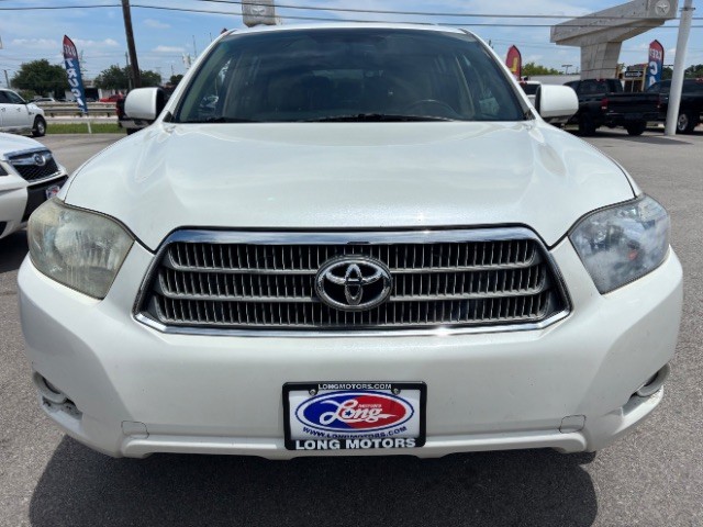 Toyota Highlander Hybrid Vehicle Full-screen Gallery Image 02