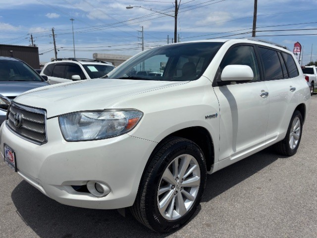Toyota Highlander Hybrid Vehicle Full-screen Gallery Image 03