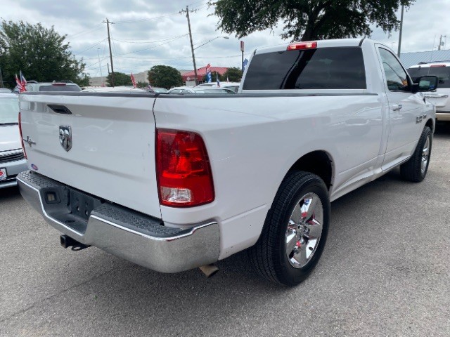 Ram 1500 Vehicle Full-screen Gallery Image 04
