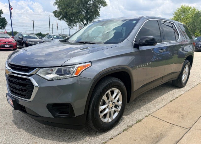 Chevrolet Traverse Vehicle Full-screen Gallery Image 02