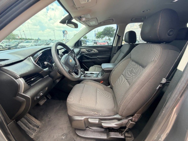 Chevrolet Traverse Vehicle Full-screen Gallery Image 08