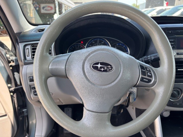 Subaru Forester Vehicle Full-screen Gallery Image 10