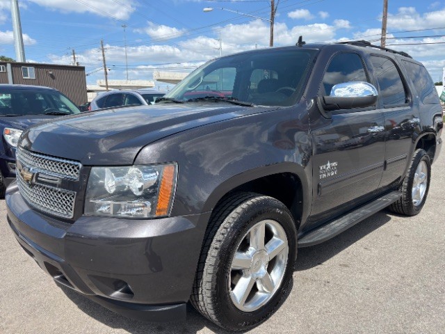 Chevrolet Tahoe Vehicle Full-screen Gallery Image 03