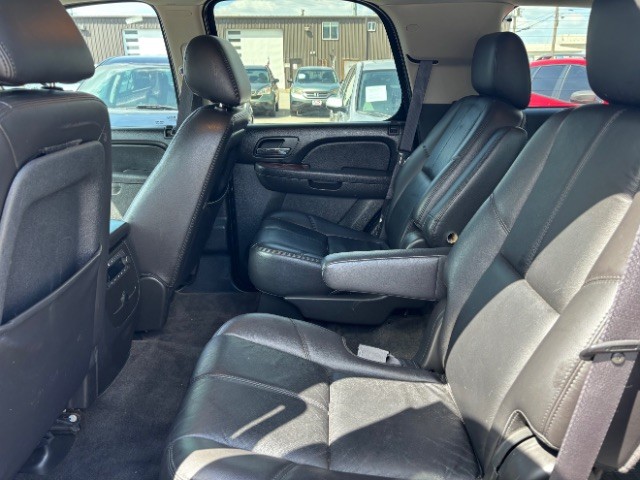 Chevrolet Tahoe Vehicle Full-screen Gallery Image 07