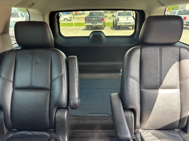 Chevrolet Tahoe Vehicle Full-screen Gallery Image 08