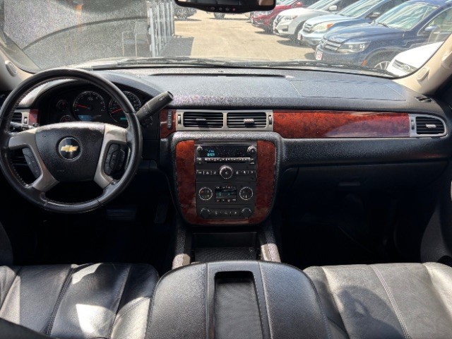 Chevrolet Tahoe Vehicle Full-screen Gallery Image 09
