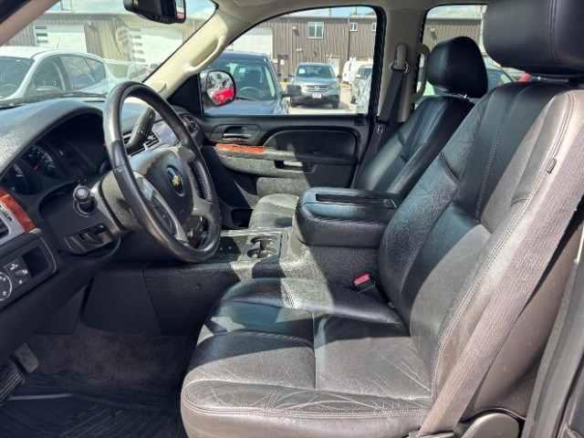 Chevrolet Tahoe Vehicle Full-screen Gallery Image 12