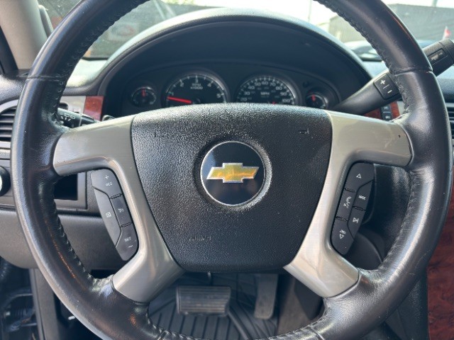 Chevrolet Tahoe Vehicle Full-screen Gallery Image 13