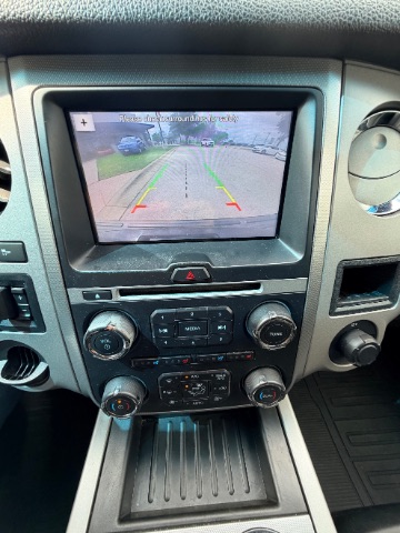 Ford Expedition Vehicle Full-screen Gallery Image 13