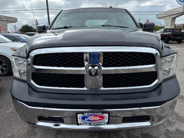 Ram 1500 Vehicle Full-screen Gallery Image 02