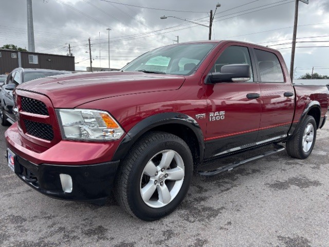 Ram 1500 Vehicle Full-screen Gallery Image 03