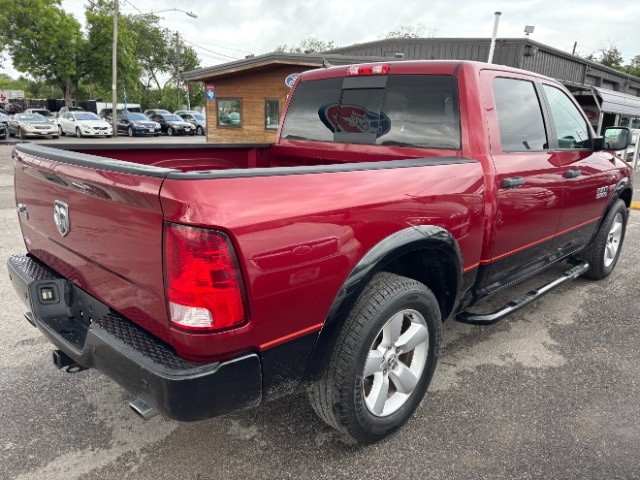 Ram 1500 Vehicle Full-screen Gallery Image 05