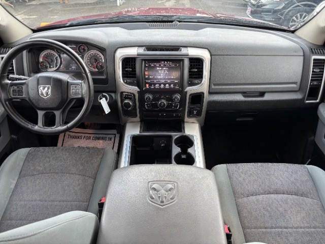Ram 1500 Vehicle Full-screen Gallery Image 08