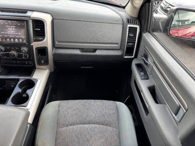 Ram 1500 Vehicle Full-screen Gallery Image 10