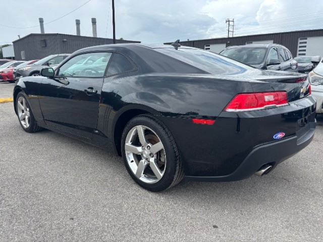 Chevrolet Camaro Vehicle Full-screen Gallery Image 04