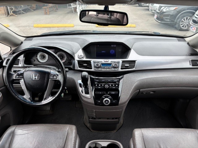 Honda Odyssey Vehicle Full-screen Gallery Image 08